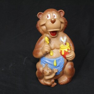 Vintage Mama Bear and Cub W/Honey Brown Plastic Coin Bank (V6904)