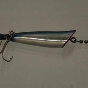 Vintage Les Davis Cutplug Iridescent Aqua Blue Single Hawaiian Wiggler Tri Hook Lure (V9965)