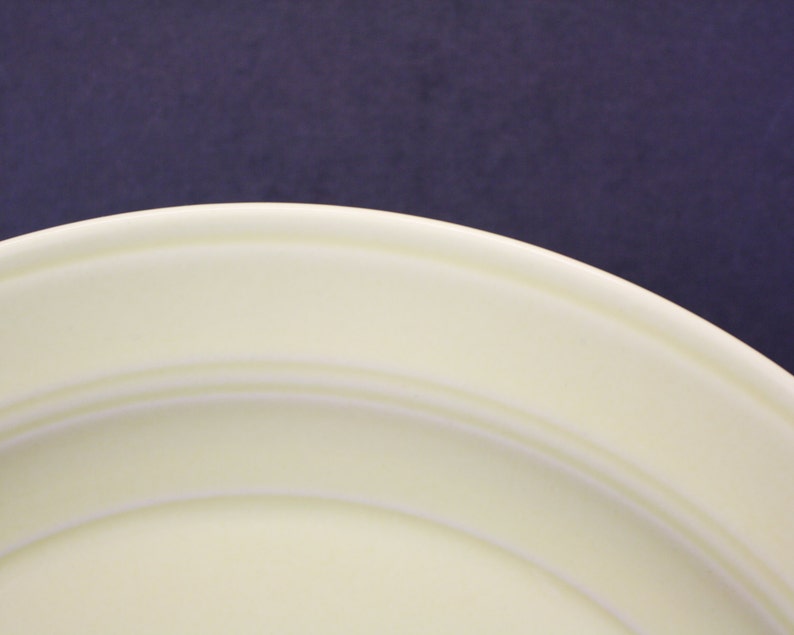 E7590 Vintage Vernonware /'Early California/' Yellow Luncheon Plate