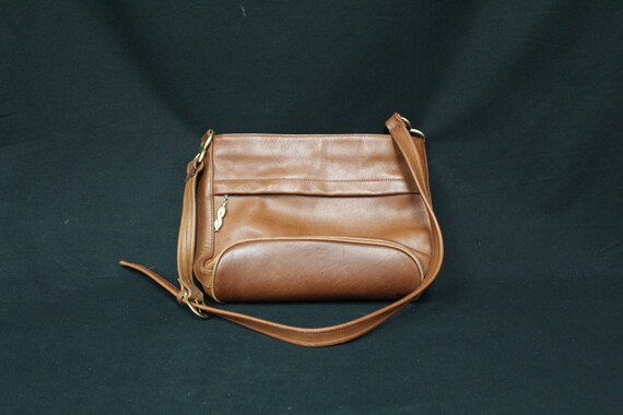 Vintage Jeanne Benet Brown Leather Handbag With Long Strap  display picture 3