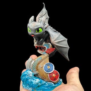 Midnattsskuggdrakefigur - Handmålad Chibi-staty
