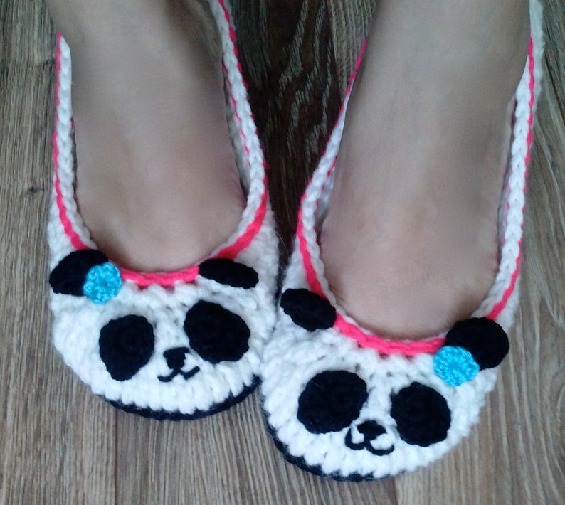 Women's Panda Slippers Crochet Pattern 202 PDF Instant Download Women's sizes 6-10 image 3