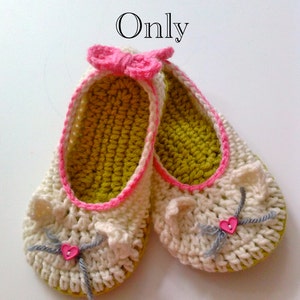 Kitty Cat Slippers Crochet Pattern 208 PDF Instant Download Little Girl sizes 10-3 image 2