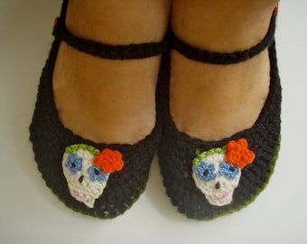 Crochet Sugar Skull Slippers Crochet PATTERN #205 PDF Instant Download Women's sizes 6-10