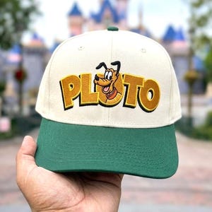 Gorra bordada de Pluto, gorra snapback vintage de Disney con perro, gorra de béisbol retro de Mickey y sus amigos, gorra bordada del personaje de Pluto, gorra para viaje a Disney.