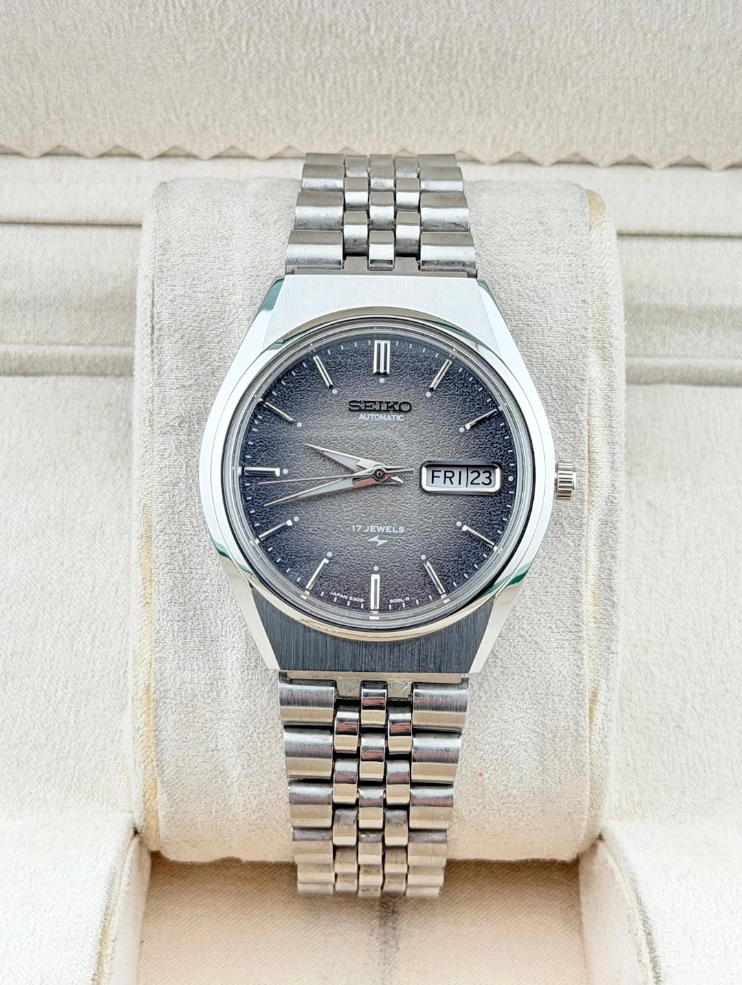 ✨SEIKO✨セイコー✨デイデイト✨ブラック文字盤✨ヴィンテージ✨腕時計✨ ✨SEIKO✨セイコー✨デイデイト✨ブラック文字盤✨ヴィンテージ