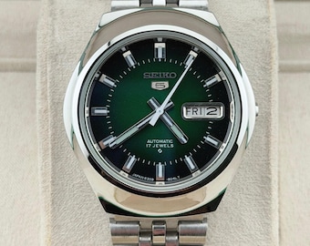 Elegant Seiko 5 Men's Wrist Automatic Watch|Green Dial|36mm