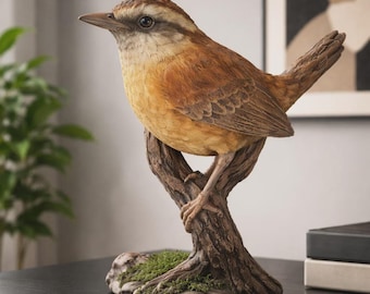 Carolina Wren Bird Statue – Realistic Songbird Figurine on Tree Stump Home Decor