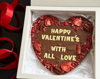 Large Personalised Milk Chocolate Heart with Custom Message – Valentine’s Gift