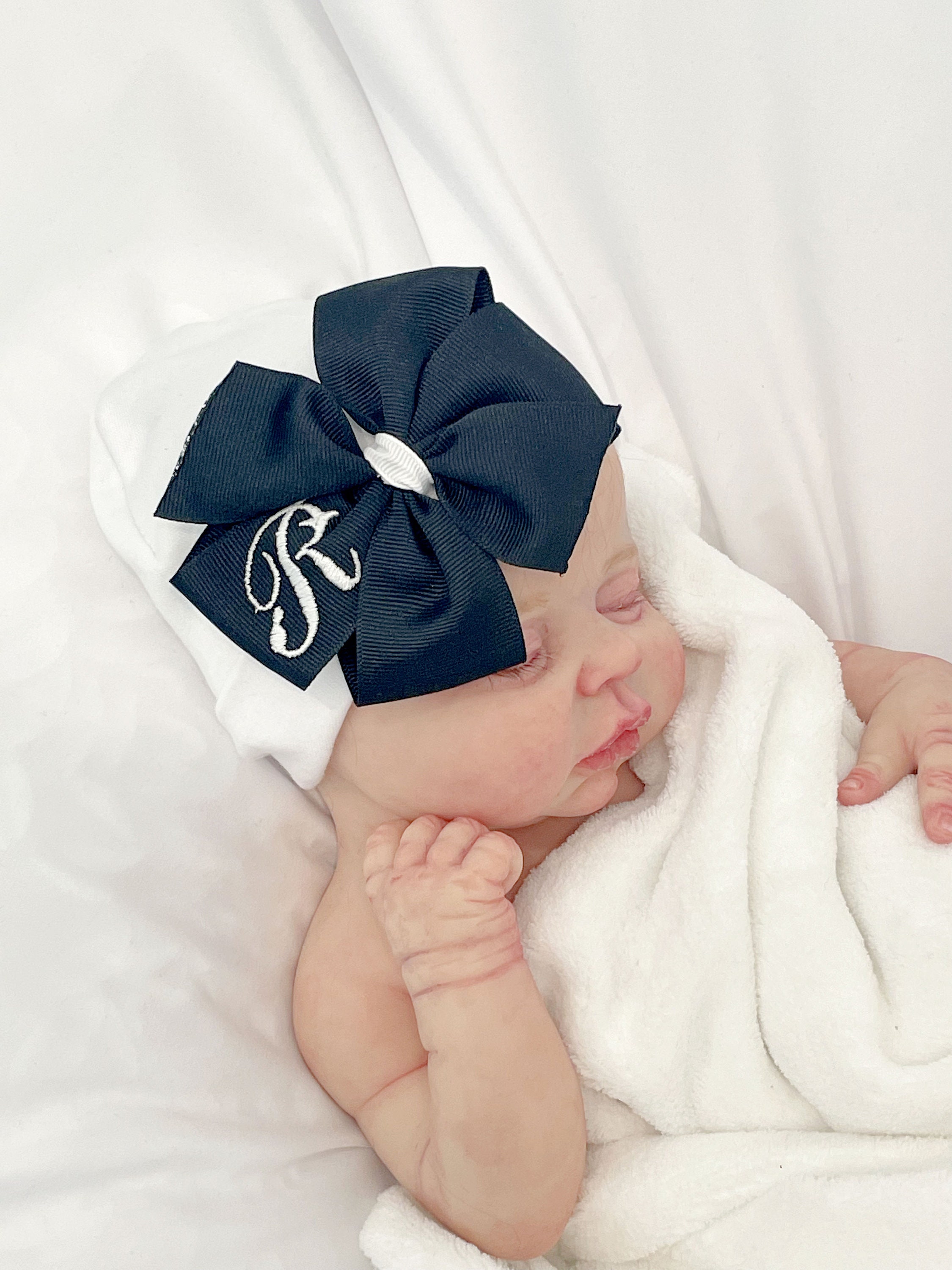Personalized Initial Baby Hat with Bow, Big Bow Baby Girl Hat, Preemie Girl Hat, Gift for Her