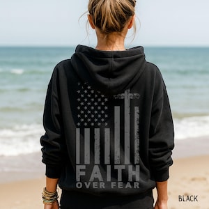 Faith Over Fear Hoodie USA Flag Christian Cross Vintage Style Patriotic Apparel America 250 Hooded Sweatshirt Unisex Pullover Freedom Shirt