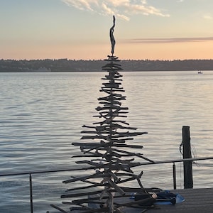 6 ft Driftwood Tree