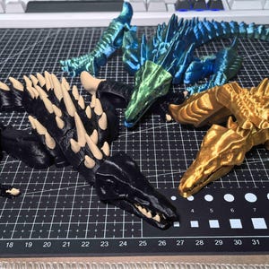 Brinquedo Skullcrawler articulado impresso em 3D: Figura do Monstro de Kong: A Ilha da Caveira