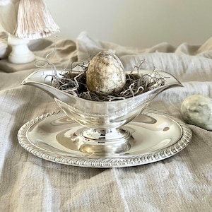 International Silver Castleton Silverplate Gravy Boat | Vintage Sauce Boat With Underplate