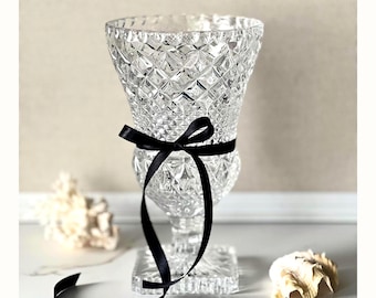 Jarrón de cristal de plomo tallado estilo bohemio vintage / Centro de mesa con pedestal estilo Medici / Elegante decoración de finca europea