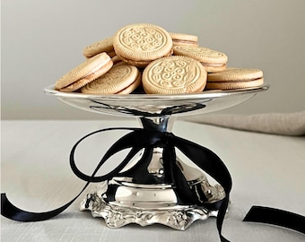 Compota de pedestal VINTAGE / Plateada / Plateada ornamentada sobre cobre / Pieza de servir de estilo antiguo