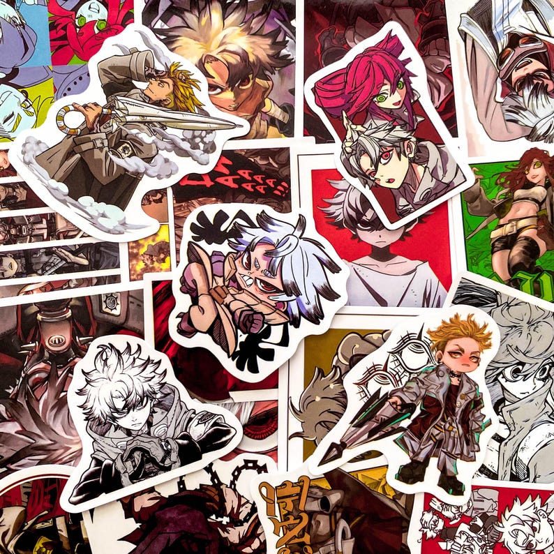 Puede incluir: Una colecci&oacute;n de pegatinas de estilo anime con varios personajes en poses din&aacute;micas. Las pegatinas muestran una gama de colores, incluyendo rojo, blanco y negro, con ilustraciones detalladas y contornos audaces. Las pegatinas est&aacute;n troqueladas.
