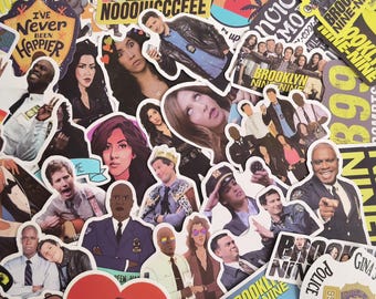 Paquete de 50 pegatinas de Brooklyn Nine-Nine, pegatinas con frases de personajes, pegatinas divertidas de programas de televisión, pegatinas impermeables para fans y coleccionistas.