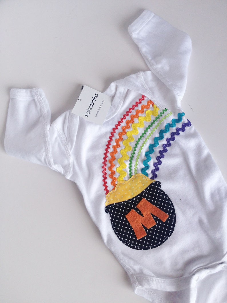 St. Patrick's Day Personalized Pot Of Gold Rainbow Bodysuit Shirt image 3