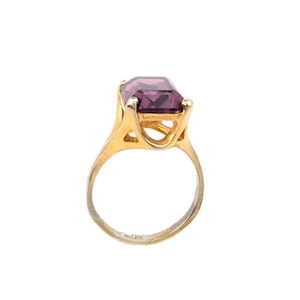 Vintage Purple Glass Cocktail Ring - Cathedral Setting - Marked 18k GF - Size 9.25