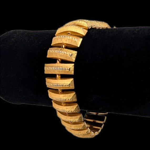 Vintage Gold Tone Rectangular Panel Link Bracelet - image 3