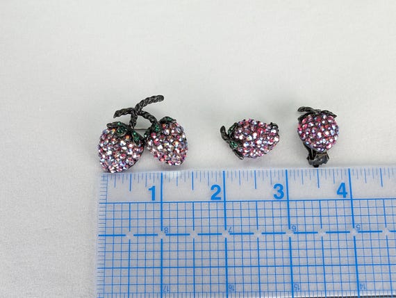 Weiss Strawberry Red Ruby Aurora Borealis AB Broo… - image 7