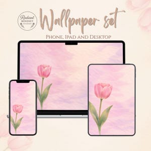 Puede incluir: Un conjunto de fondos de pantalla digitales para teléfono, iPad y escritorio. El diseño presenta un tulipán rosa sobre un fondo suave de estilo acuarela. Se muestra el texto "Wallpaper set" y "Phone, iPad and Desktop".