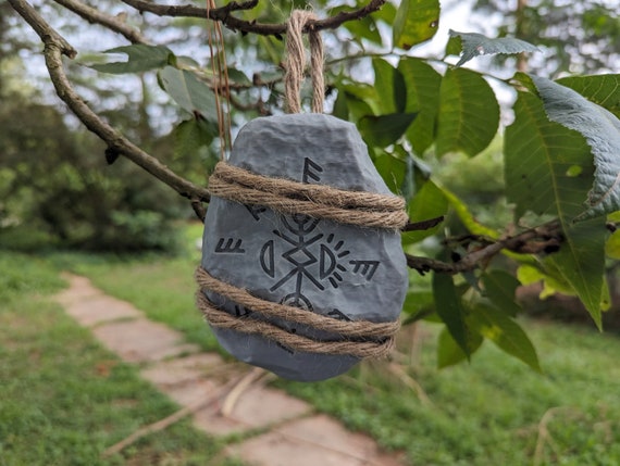 TV Show Prop Replica: Protection Talisman Amulet with Jute Rope