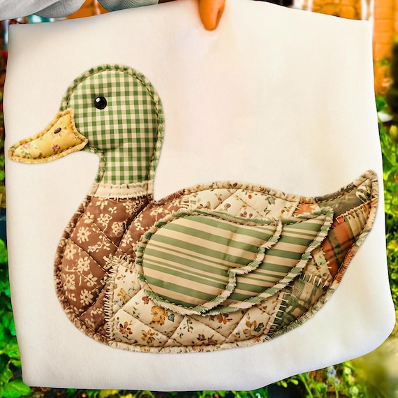 Patchwork Mallard Duck PNG, Sitting Duck Clipart, Hunting Bird Graphic, Outdoors Nature Digital Download, Farmhouse Quilt T-Shirt Design