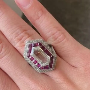 Anello nuziale esagonale vintage anni '80 in argento 935 con diamanti, regalo unico per anniversario, anello geometrico con rubino, gioielli da sposa vintage, anello con pietra portafortuna.