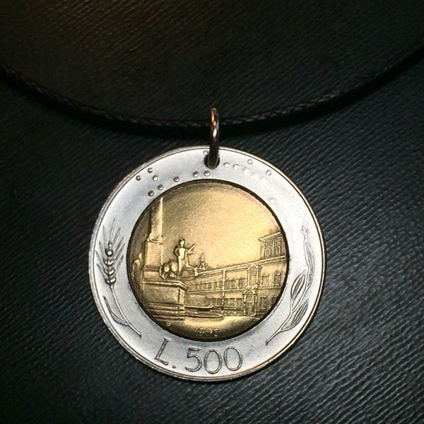 Italy necklace . Italy coin Jewelry. Braille jewelry. Jewelry Blind.  lire italy . quirinal palace charm. Venice. Rome. No.00822