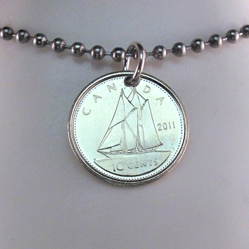 CANADA Necklace. Canadian Coin Jewelry. Canadian Dime Charm. Etsy