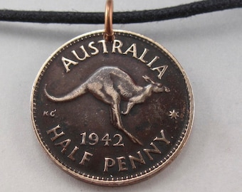 AUSTRALIAN pendant. Australia coin jewelry. HALF PENNY Australia Kangaroo jewelry. Coin Pendant.. aussie. No.00681