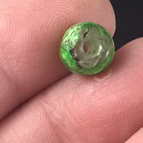 Antique green FOIL GLASS beads. art glass Beads . No.00740 cs shops
