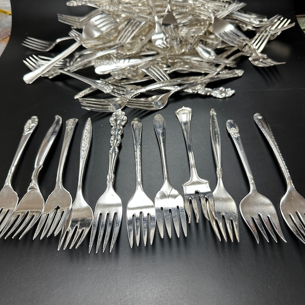 Silverplate Dessert Forks, Salad Forks Cake  Mismatched Silverware Bulk Flatware Orphan Cutlery Wedding Shower Bridal Tea Party Shabby Chic