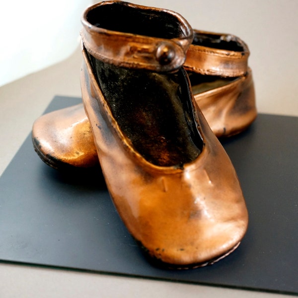 BRONZED BABY SHOES -  copper shoes - nursery decor - vintage antique 1
