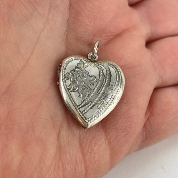 Vintage Silver Heart Locket Pendant | Sterling Wedding Photo Locket - Girlfriend Picture Locket Charm Pendant - Photo Locket No.001914