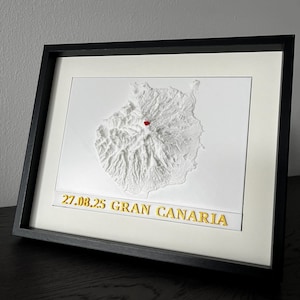 Mapa Topográfico 3D Personalizado – Paisaje Montañoso a Medida con Marcador de Ubicación