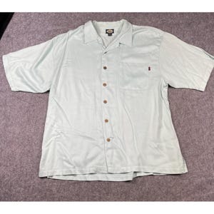 VTG Tommy Bahama Shirt XL Green Embroidered Printed Garden of Courage Hong Kong image 3