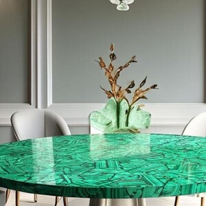 Willekeurig werk ingelegd edelsteen ronde tafel | Handgemaakte stenen tafel | Elegante middentafel | Artisan Home Decor, malachita eettafelblad |