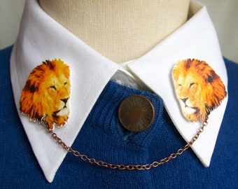 Lions Double Brooch for Collar, Big Cats Pin, Animal Lover Wilderness African Safari, Gift for Her Weird Women's Fashion, King of The Jungle