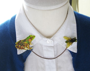 Green Frog and Fly Double Brooch, Insect Pin,  Present Woodland Quirky Gift Sweater Collar Image, Etsy Trend Fun Present For Girls