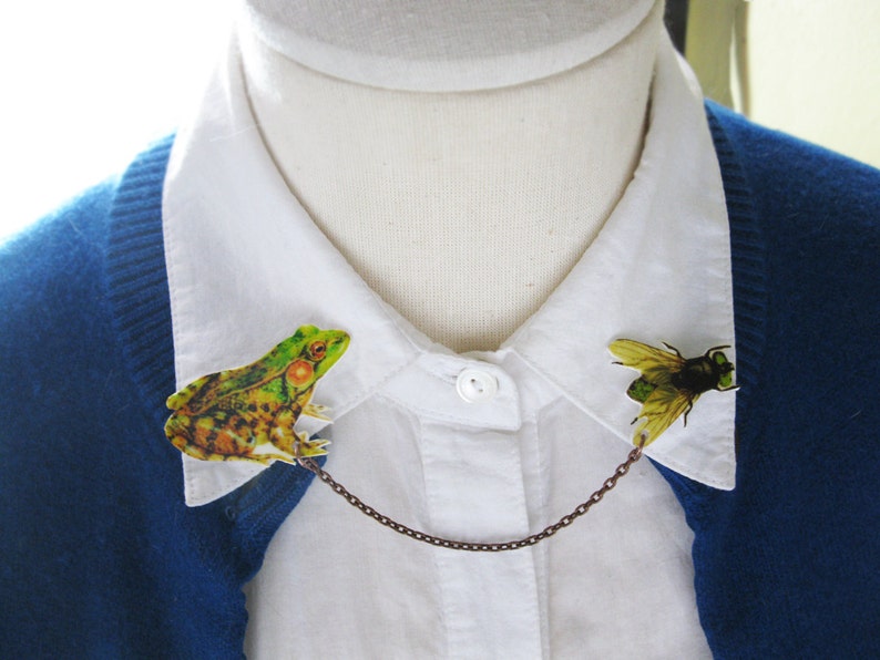 Etsy Trend Fun Present For Girls Nature Jewelry Green Frog and Fly Insect Brooch Double Pin Woodland Quirky Gift Idea Sweater Collar Image