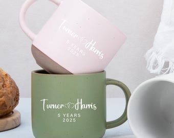 Personalisierte Keramiktasse, Keramik handgemacht, Hochzeit oder 9-jähriges Jubiläum Andenken, Tassen, personalisiertes Jubiläumsgeschenk