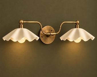 Brass Double Wall Sconce, Fluted Flower Shade Light, Mid Century Modern Bathroom Sconce, Vintage Vanity Light, Bedroom Wall Lamp