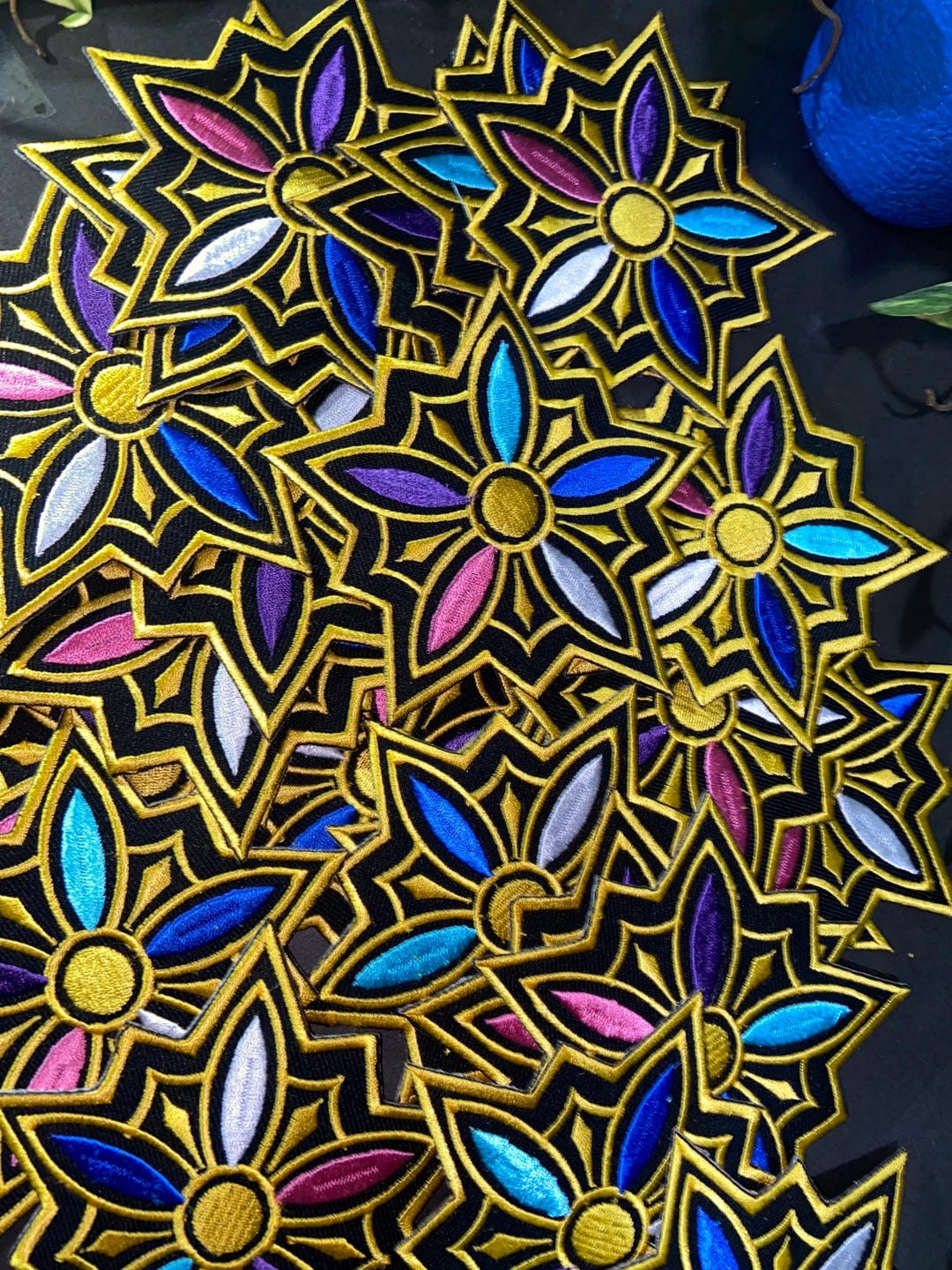 m*i様 RUMI HAND EM BROIDERED TEE apolina Rumi Star Embroidered Patch - Kpop Demon Hunters Cosplay - Etsy