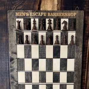 WALLPAPER BORDER CHESS PIECES GAME ROOM MAN CAVE NEW ARRIVAL