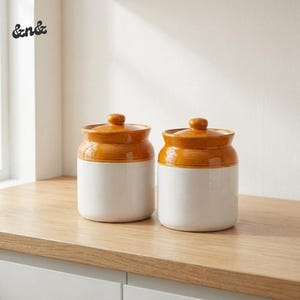 Salt- och pickleburkar i keramik, set om 2 | 1000 ml Achaar Barni med lock | Traditionella förvaringsburkar i keramik (vita och bruna)