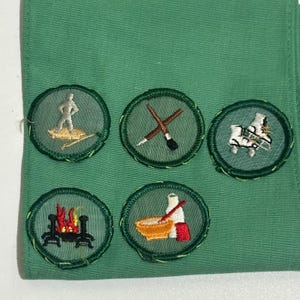 Vintage Girl Scout Lot Mundur Kamizelka Naszywki Przypinki Odznaki Kolekcja Zasług Nagrody zdjęcie 5