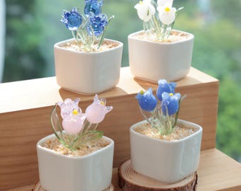 Hand Blown Glass Potted Plants – White, Pink & Blue Glass Tulip Figurines, Mini Flower Decor, Unique Handmade Gift